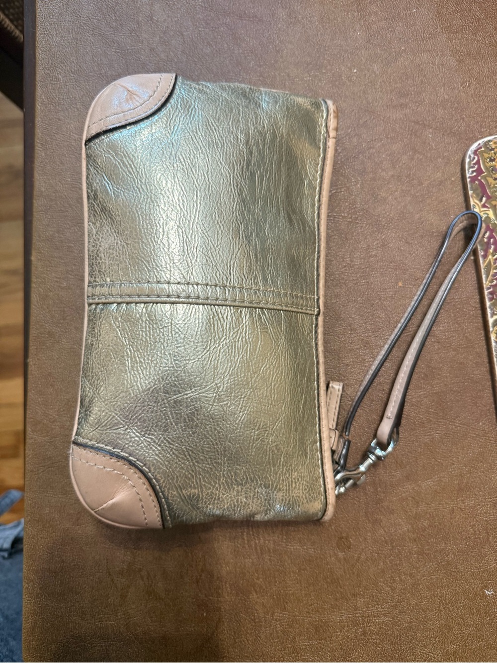 Coach Metallic Gold Leather Wristlet with Tan Trim - Picture 8 of 8